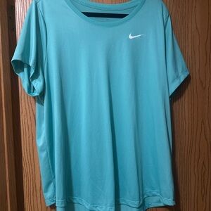 Nike Short Sleeve Tee